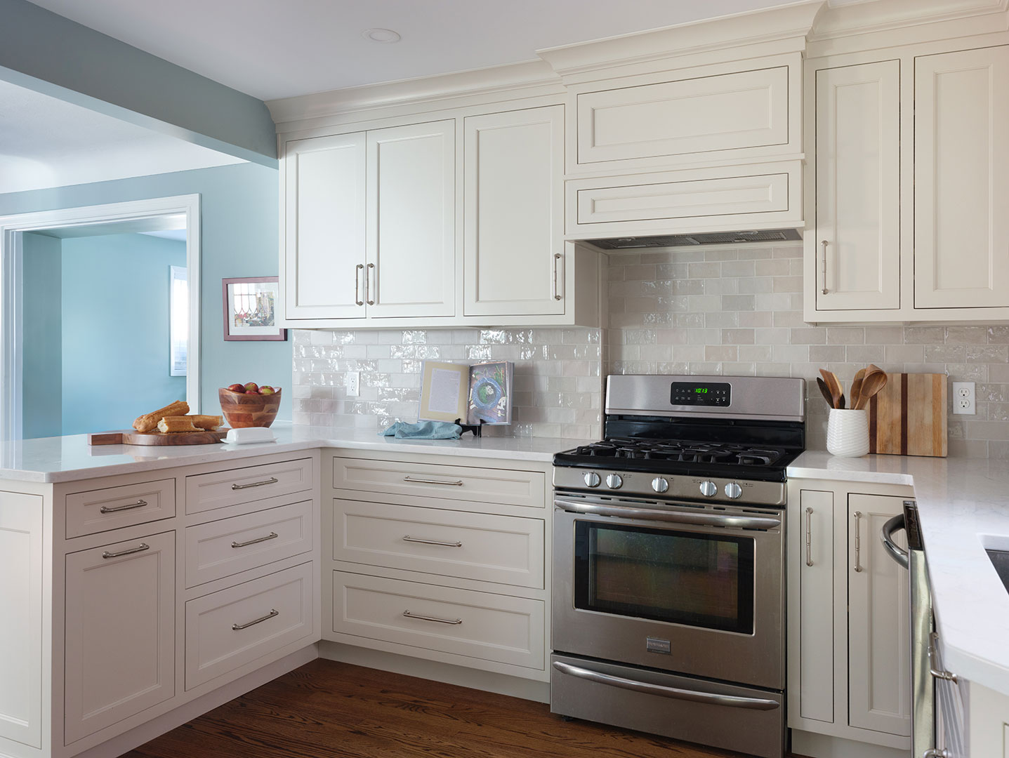 Beautiful Purpose-Built Kitchen